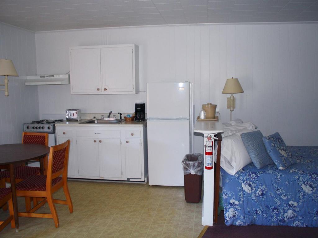 Falcon Motel Buxton Ruang foto