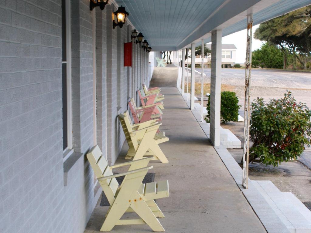 Falcon Motel Buxton Bagian luar foto